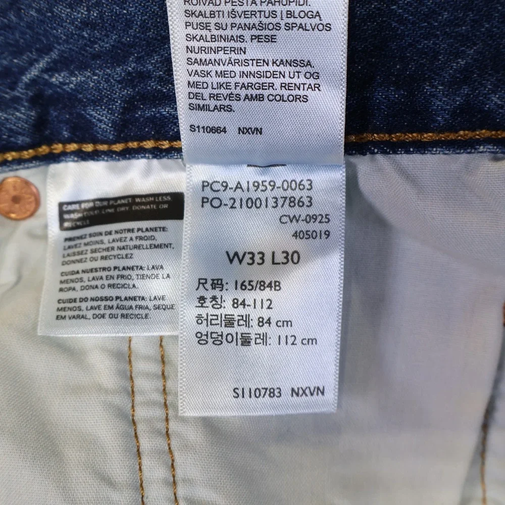 Levis 501 90s Selvedge Denim Jeans Mens 33x30 Blue Straight Leg Button Fly NEW